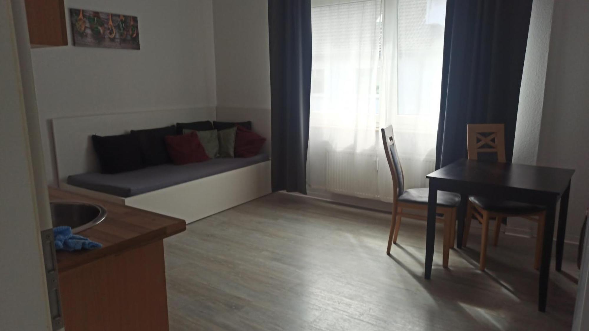 Helle Ferienwohnung An Der Rheinpromenade 50 Qm 뒤스부르크 외부 사진